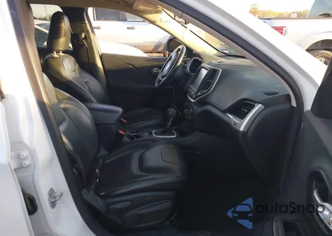 2015 Jeep Cherokee Latitude z USA, uszkodzony, nr VIN 1C4PJLCB5FW793361